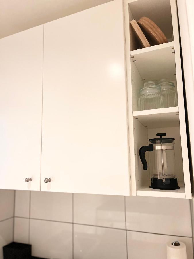 Gemuetliches Zentrales Apartment 2 Min Bis Du Hbf Duisburg Bagian luar foto