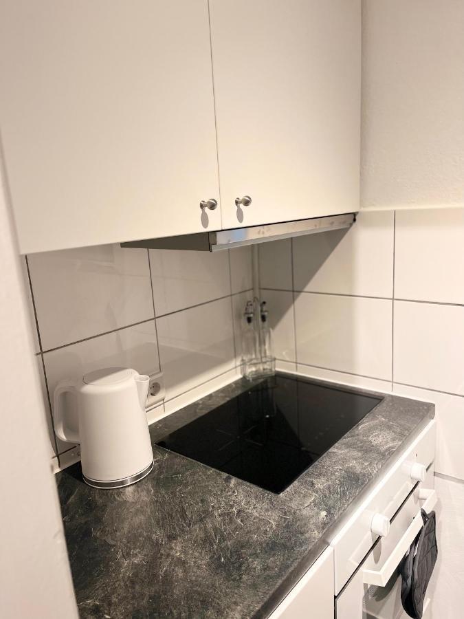 Gemuetliches Zentrales Apartment 2 Min Bis Du Hbf Duisburg Bagian luar foto